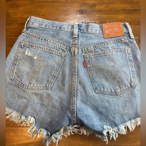 Levi's Premium 501 Medium Wash Jean Shorts size 26 nwot - Picture 5 of 7